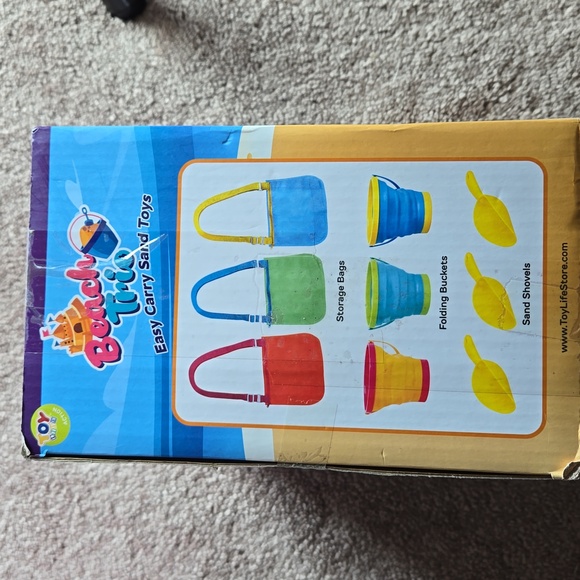 Toy Life collapsible sand buckets, new in box - Picture 2 of 4